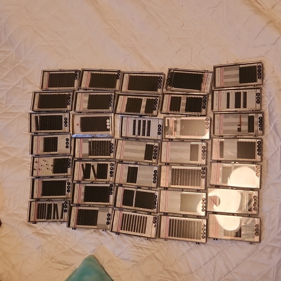 Eye Lash Extention lot of 36 (Premium Synthetic Mink) - Picture 3 of 8